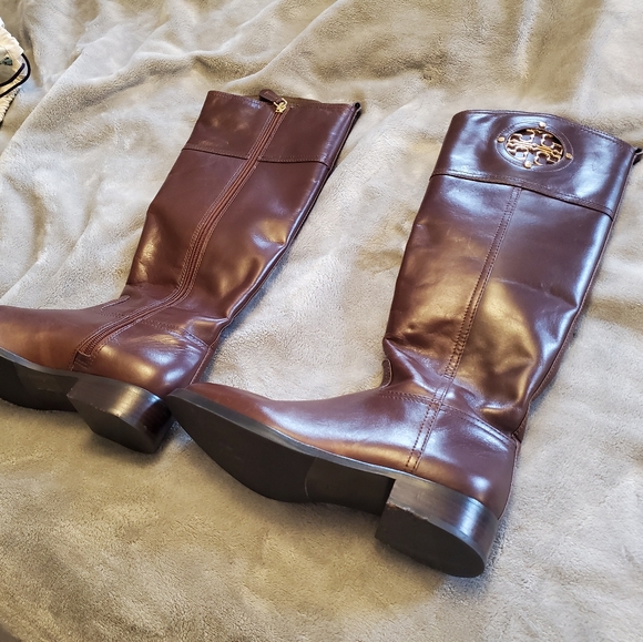 Tory Burch tall Kiernan riding boot - Picture 1 of 8